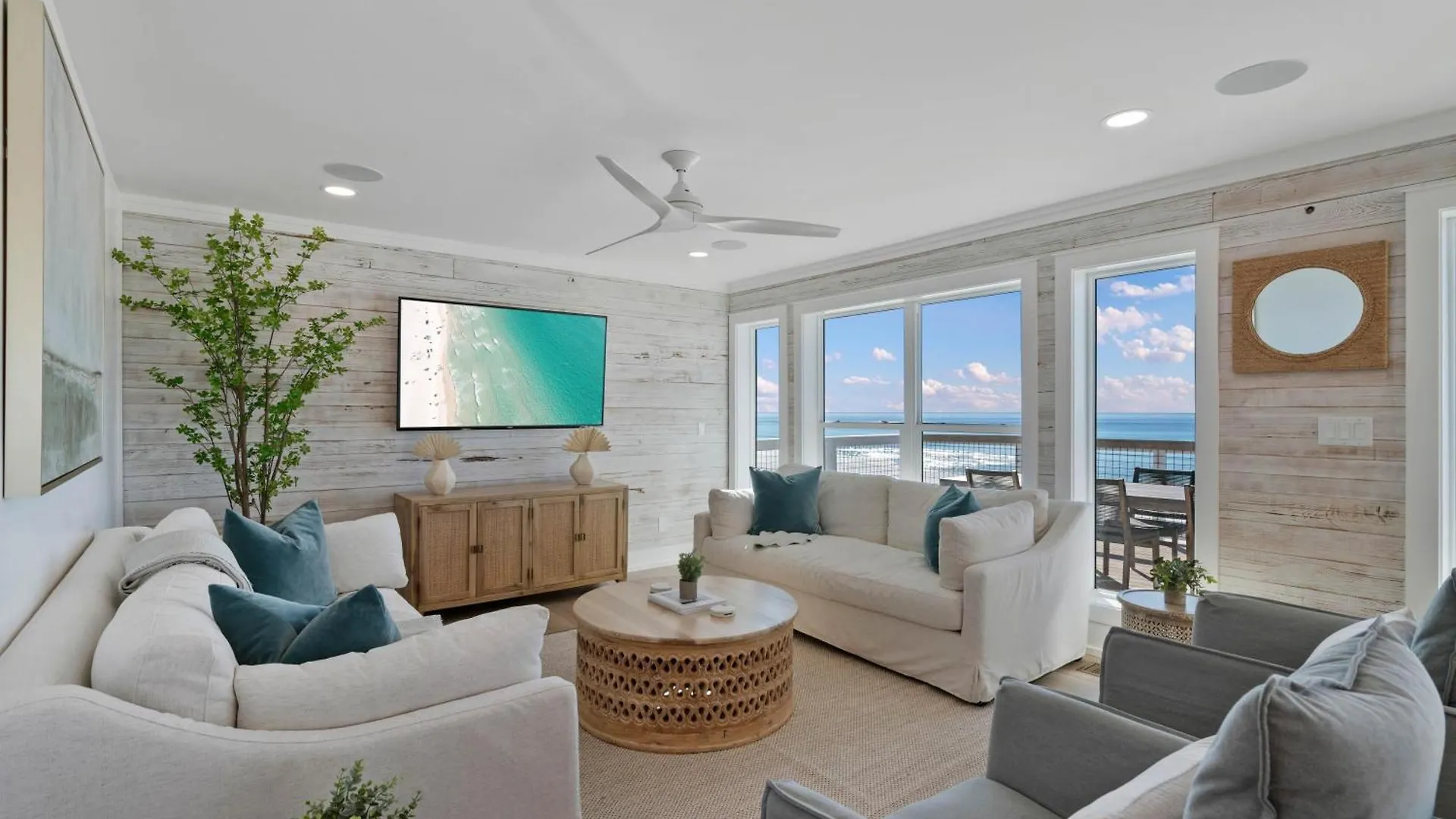 Beachside Bungalow Destin Holiday home