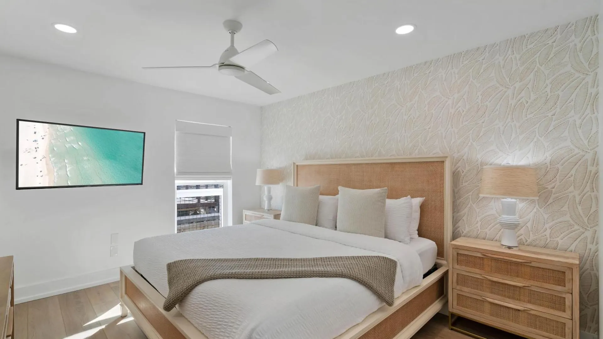 Beachside Bungalow Destin Holiday home