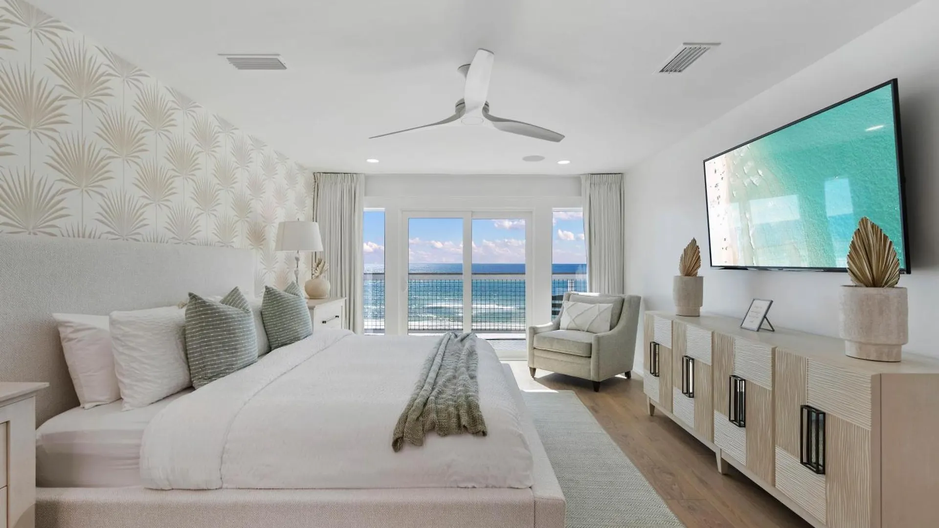 Beachside Bungalow Destin
