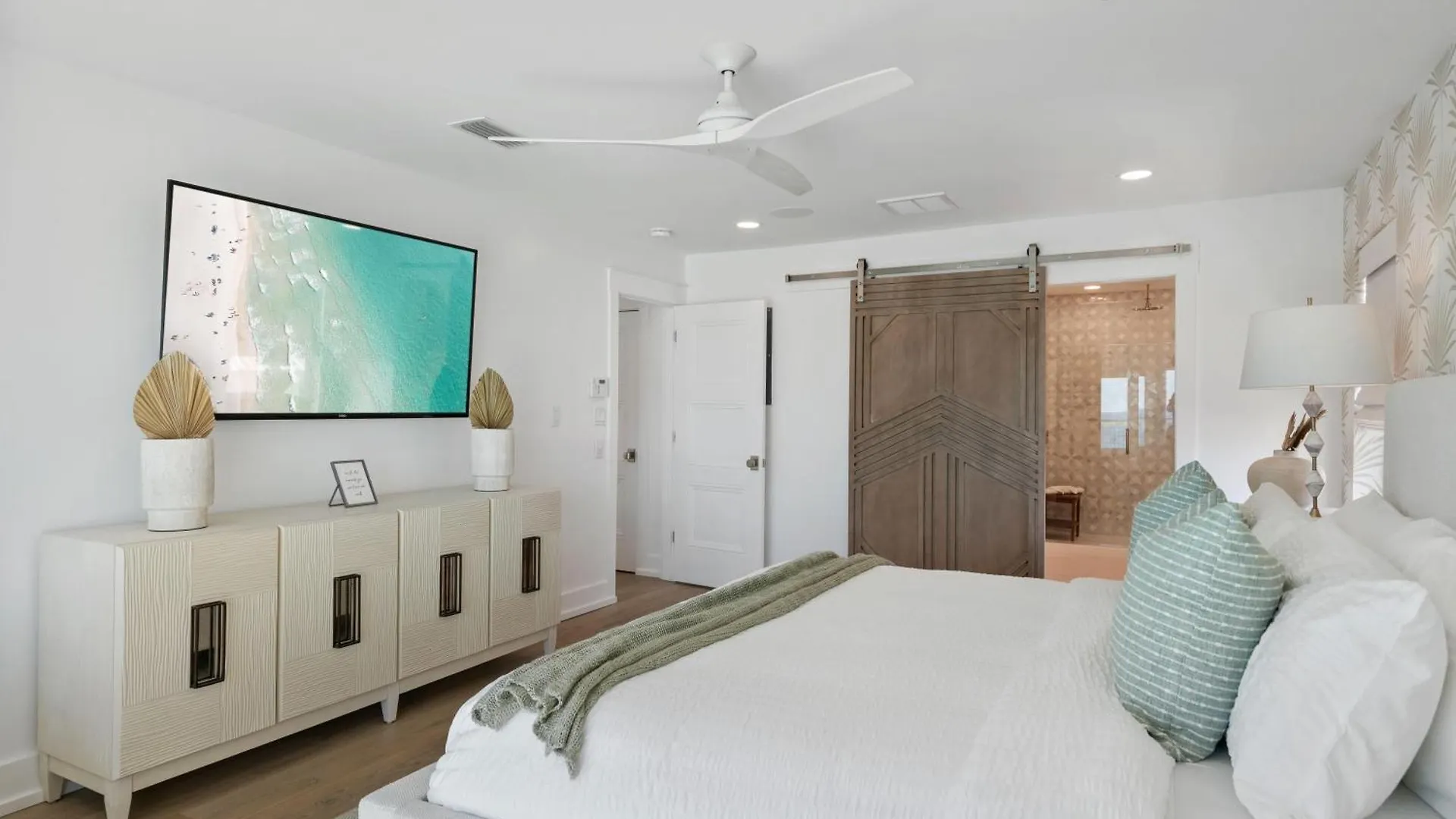 Beachside Bungalow Destin Holiday home